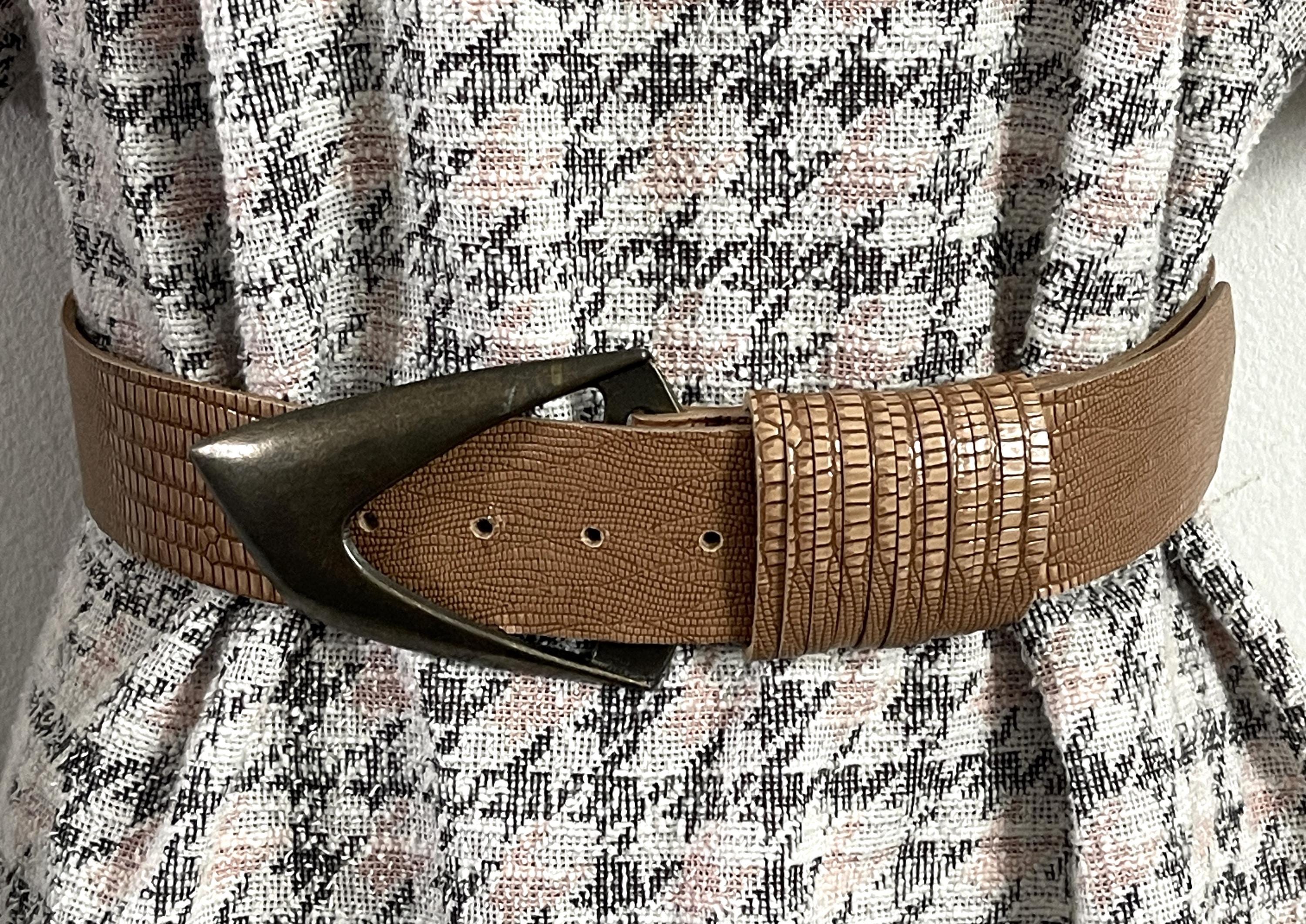 Vintage Belt Brown Leather Belt Embossed Leather/metal Belt  display picture 1