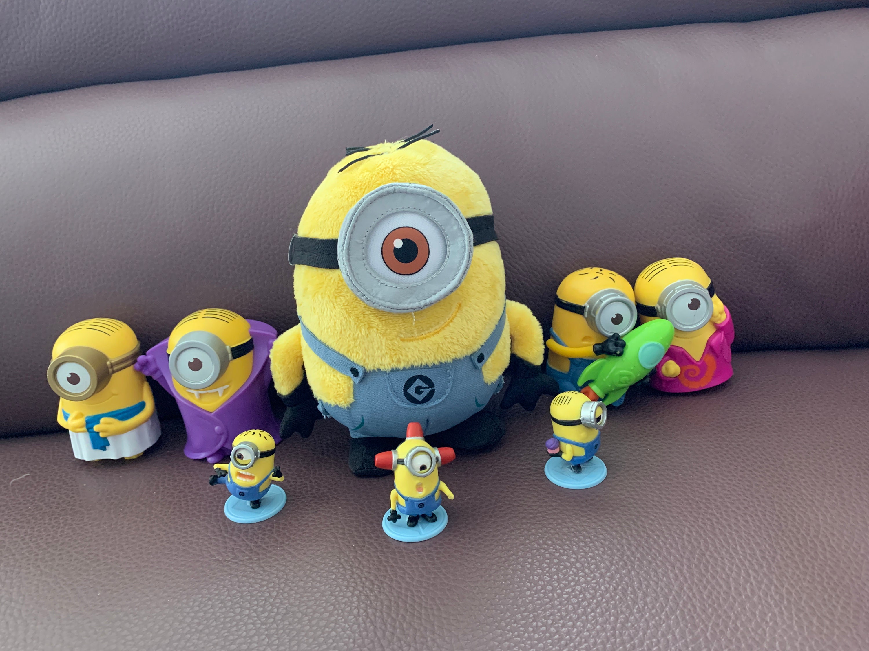 8 Collectible Play Figurines Despicable Me Minion Mayhem Stuart