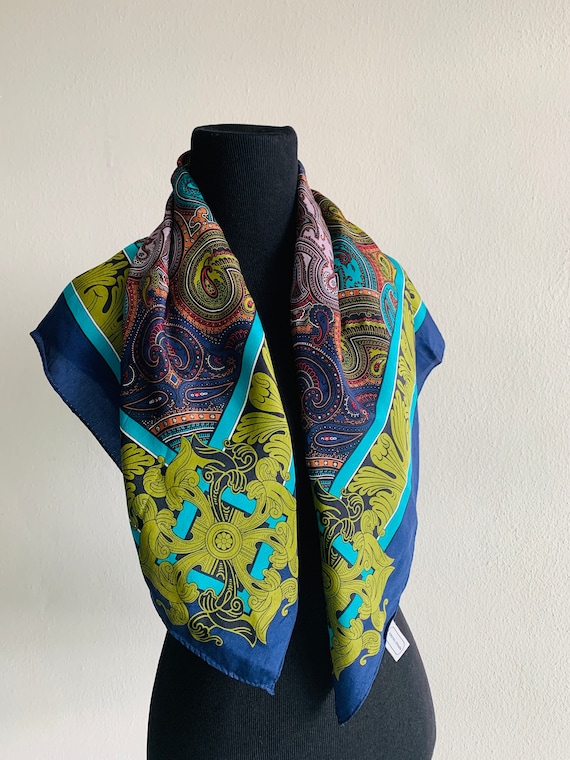 Silk Scarf Adrienne Vittadini Scarf made in Japan Wom Gem