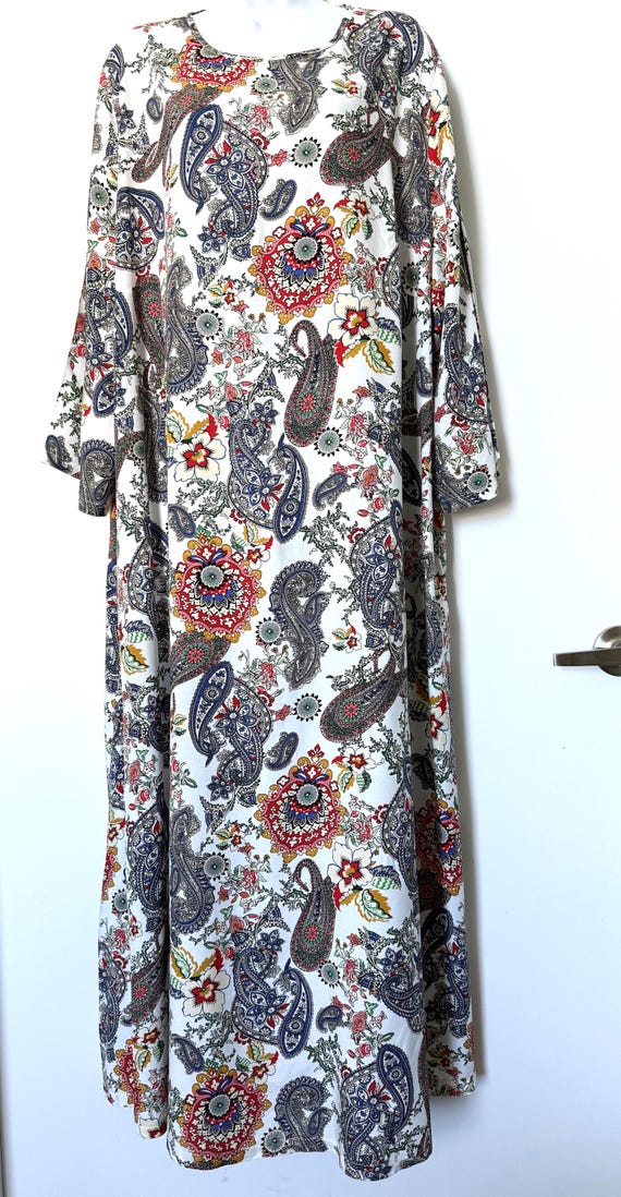 Women's Dress paisley multicolor maxi cotton rayon long sleeve Dress size XXL Women's Dress paisley multicolor maxi cotton rayon long sleeve Dress size XXL