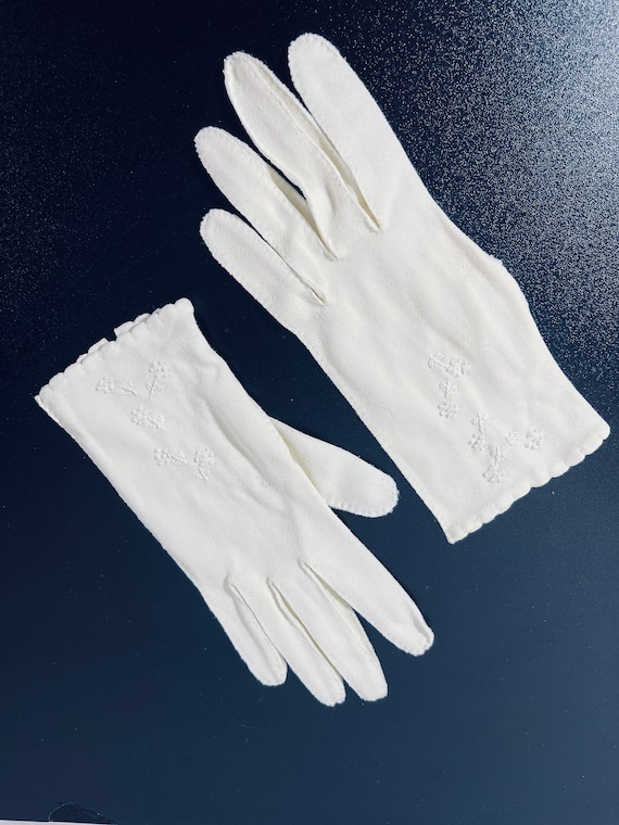 Guantes Blancos Cortos