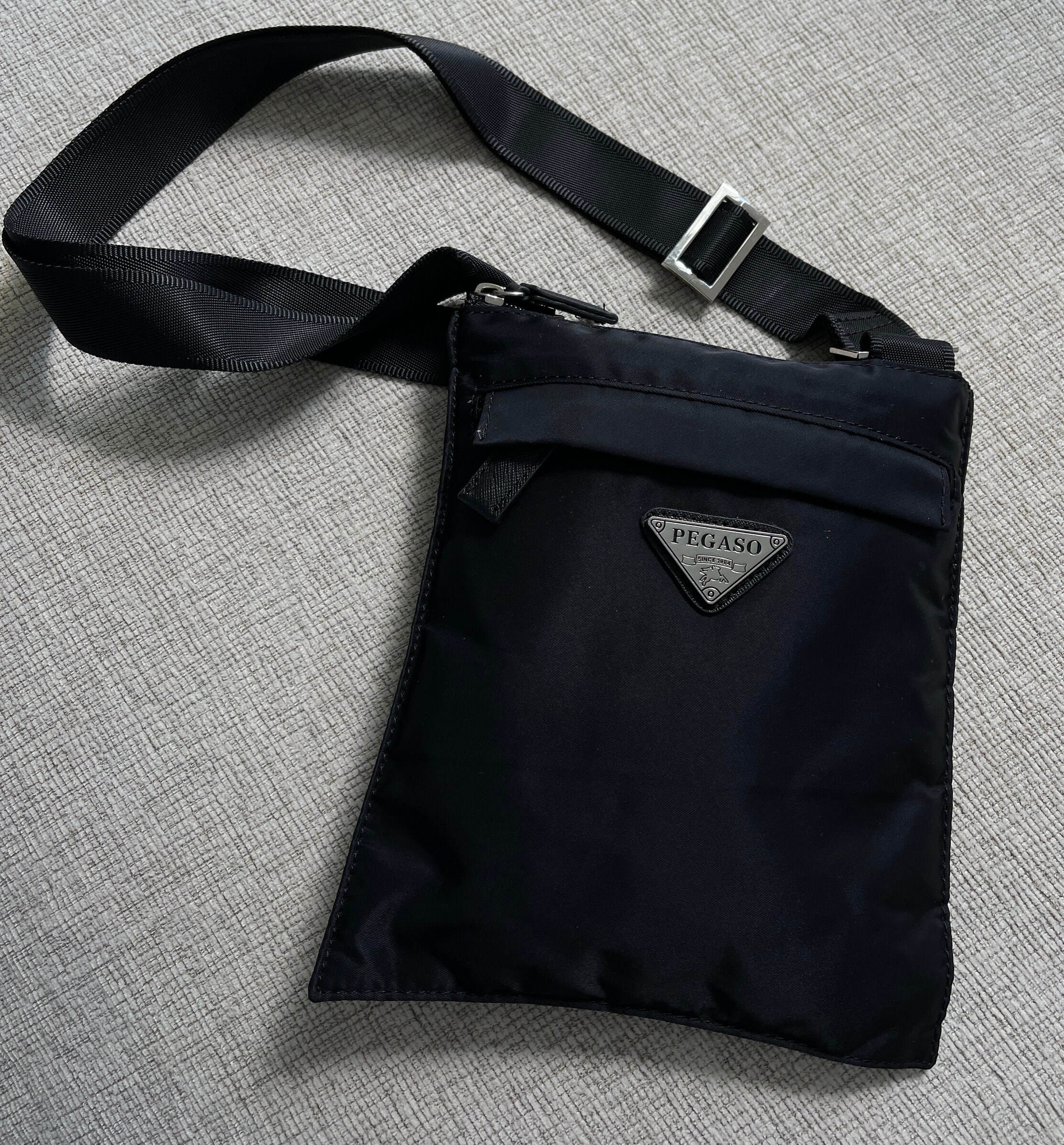 Pescara Crossbody Bag in Black