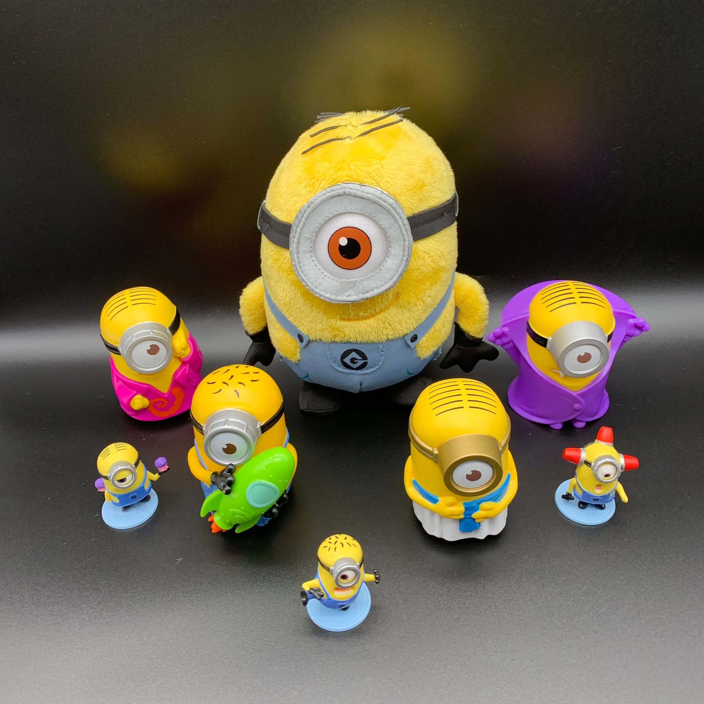 8 Collectible Play Figurines Despicable Me Minion Mayhem Stuart