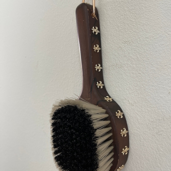 Vintage Vanity Brush Gold metal/brown wood around the handle 9" x  4" brash