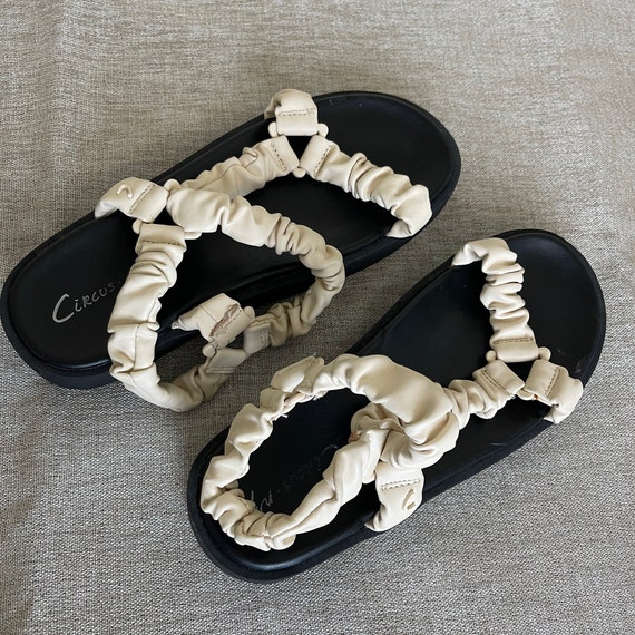 Circus brand sandals shop