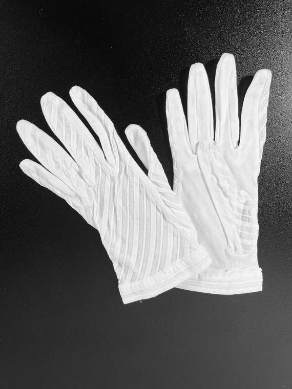 Vintage 1970s Wedding Gloves Retro bridal gloves … - image 1