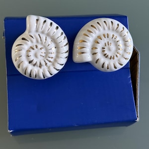 Ceramic Knobs Set of 2 Off White Snail Shells Shaped Hand Painted Drawer Pulls