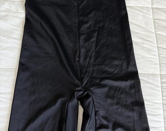 CAMUTO Shapewear Control Panties Body Shaper for Women size M High Waist Body suit