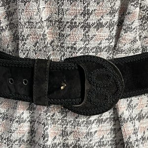 SOLSTIZIA belt Vintage belt Belt made in Italy Women&#39;s wide belt size ML Black suede leather belt Retro belt 80s Fancy belt