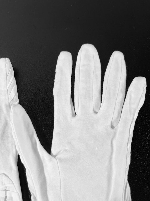 Vintage 1970s Wedding Gloves Retro bridal gloves … - image 8