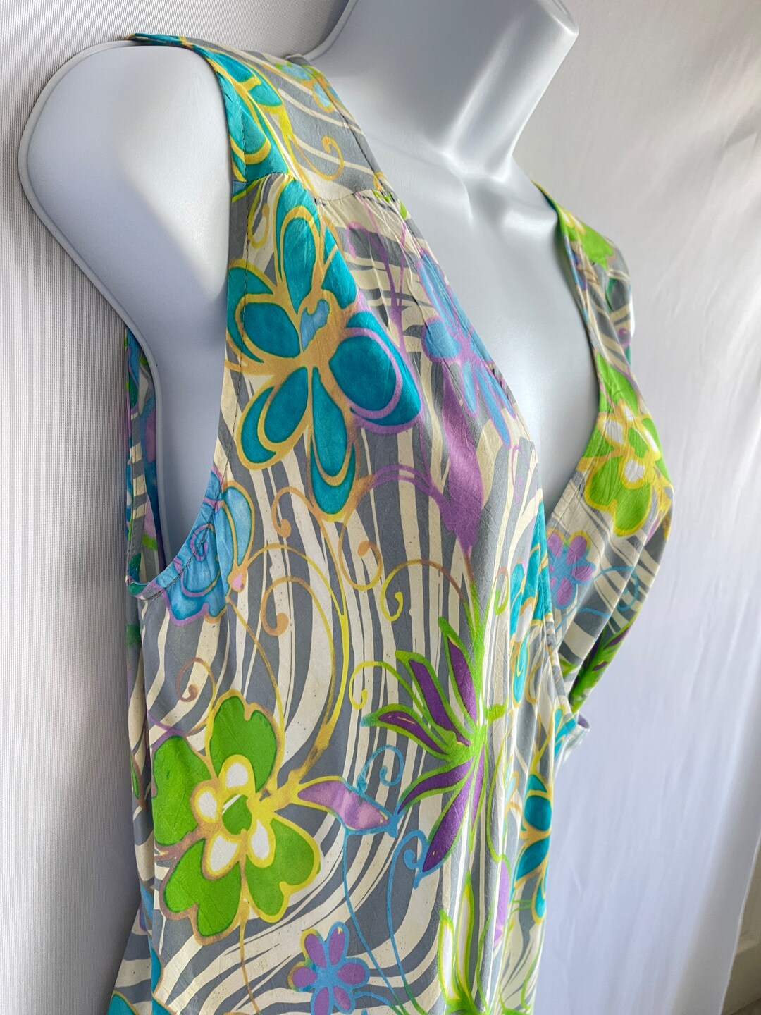 JAMS WORLD Dress Size S White/gray/blue Flower Sleeveless Casual Multi