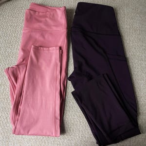Lot of 2 leggings Purple and pink MOTION365 women&#39;s sport leggings size S