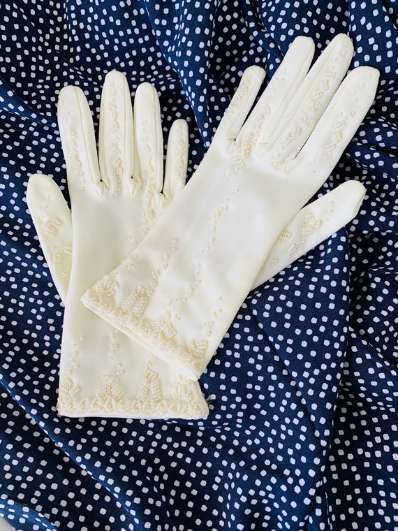 Wedding Gloves Pearl bridal gloves White full-fin… - image 7