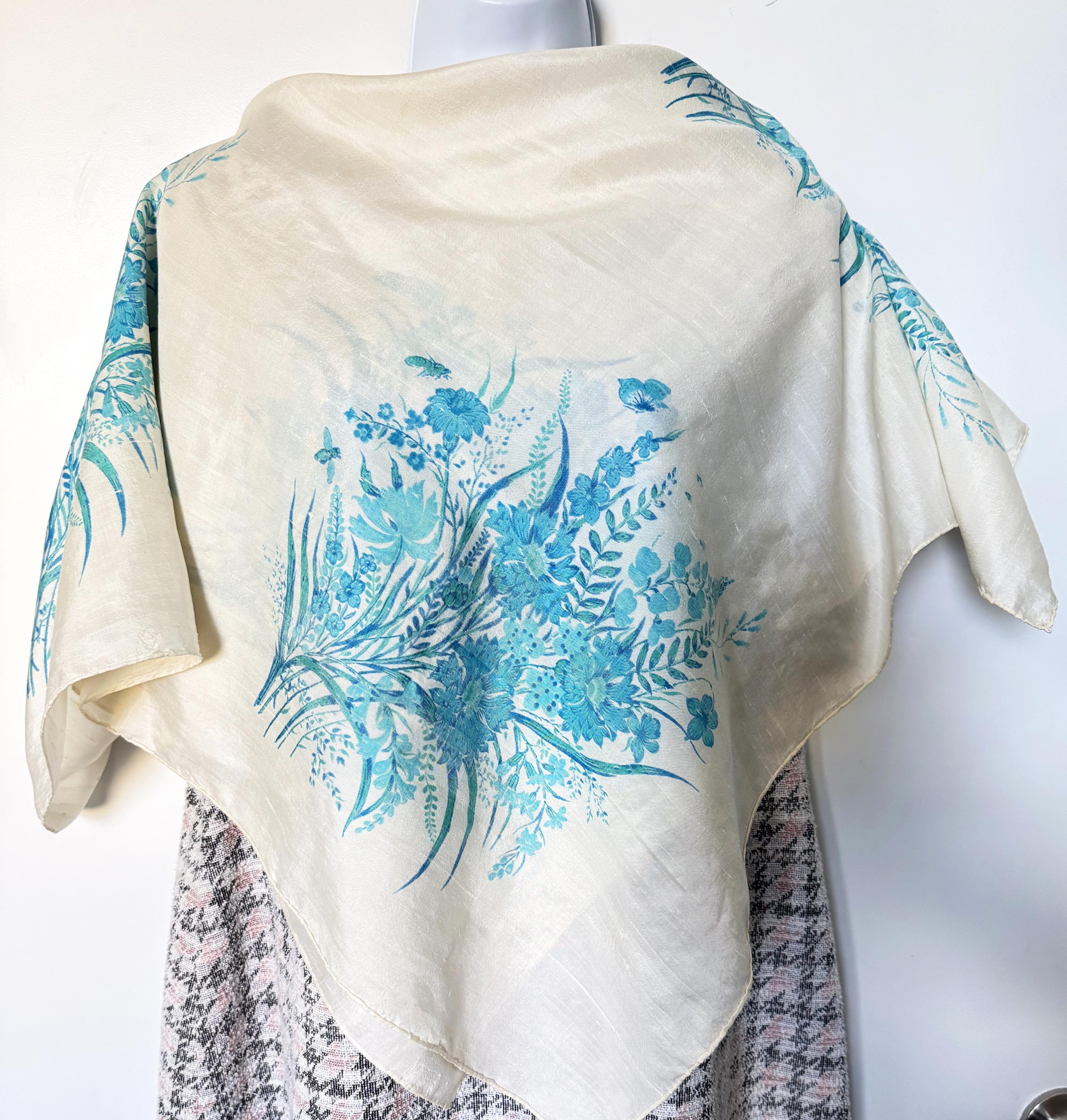 Vintage Women's Scarf Cream/blue Floral Hand-sewn Scarf - Etsy
