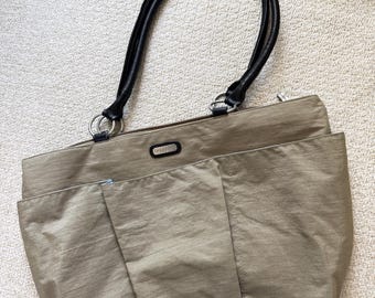 Baggallini Crossbody Bag Khaki canvas shoulder bag