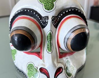Vintage wooden mask frog handmade 1995 in Hawaii
