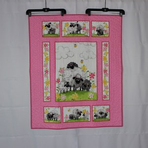 33.5 x 40in Cotton baby quilt (Mama Lal)