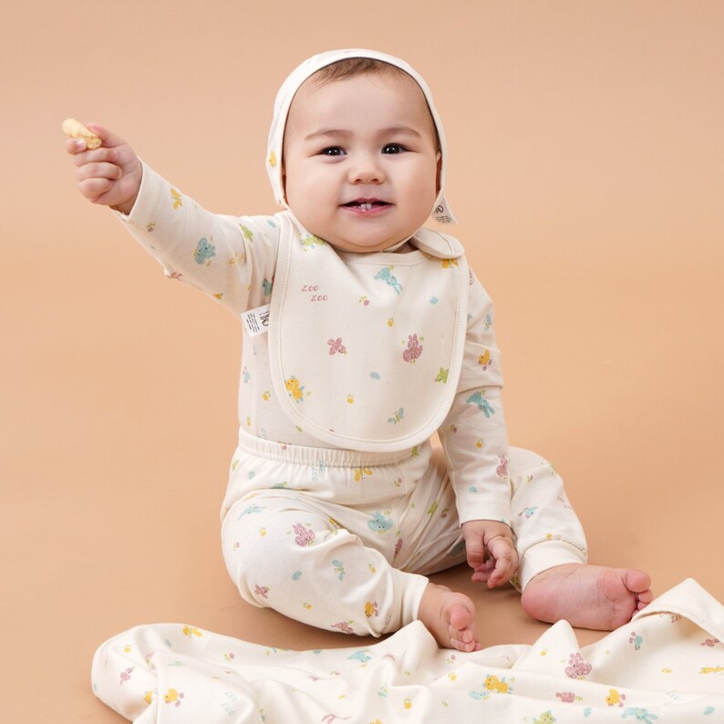 ON SALE Best Newborn Gift Set 100 Organic Certified Cotton