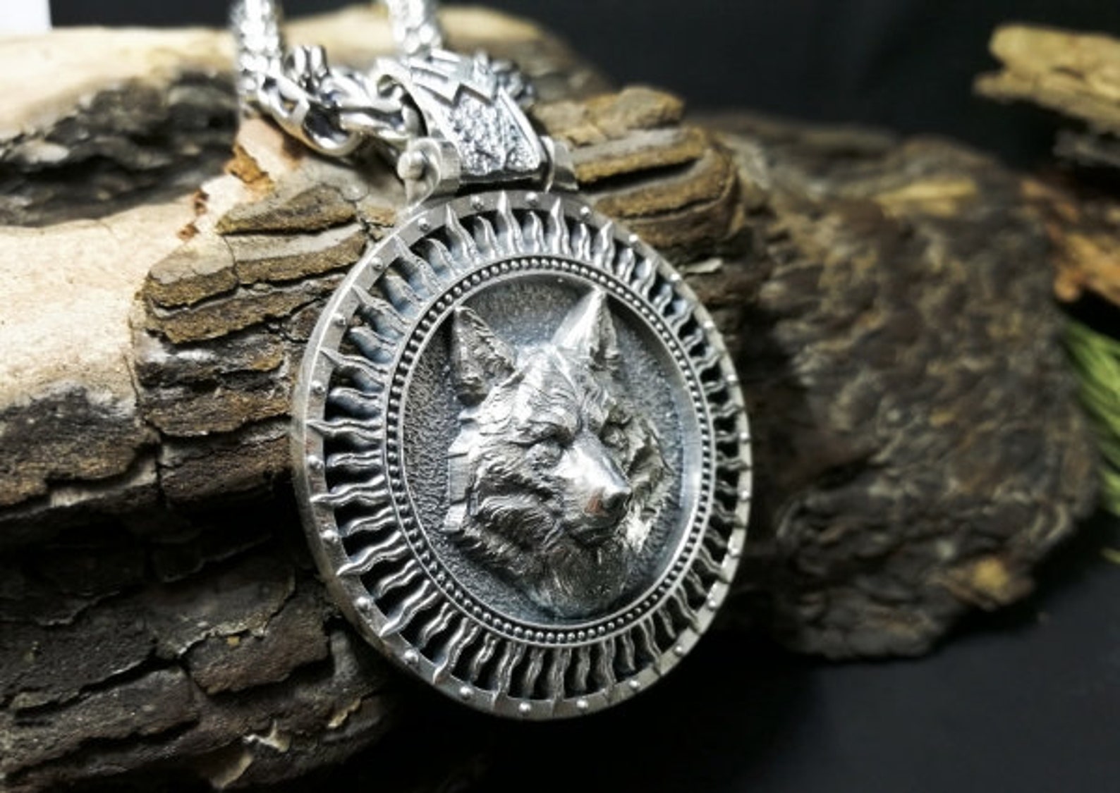 Wolf Necklace Wolf Pendant Wolf Head Pendant Wolf Jewelry Etsy