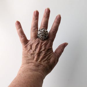 Silpada Sz 8 Swirly Girl Statement Ring R2983-16g Sterling Silver