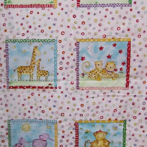 Paneel in het begin stof babydieren vintage wit paars geel roze katoenen stof