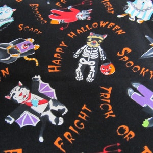 Kaufman Halloween Costume Cats Czarna bawełniana tkanina 1 jard
