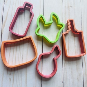 Horse Cookie Cutters (pt.2) Saddle / saddle pad / bonnet / shampoo/ hoof polish / helmet