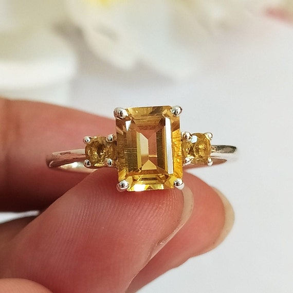 Bague de fiancailles Unique citrine doree bague de fiancailles vintage citrine bague trois pierres citrine taille emeraude bague en argent sterling 925 615 Etsy France