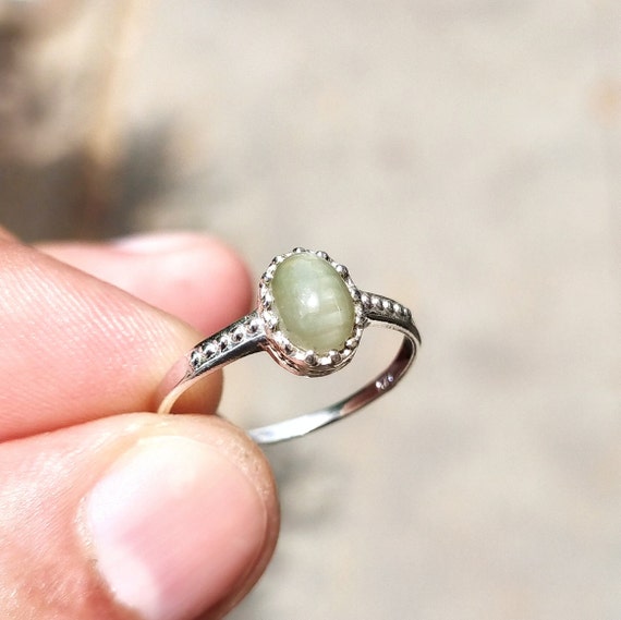 Cats eye on sale stone ring