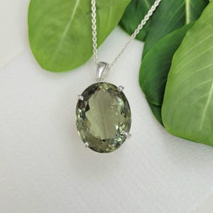 Prasiolith Anhänger: Natürlicher Grüner Amethyst Edelstein