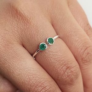 Minimalist Emerald Two Stone Ring-Green Emerald Birthstone Ring-Emerald Adjustable Ring-Emerald Stacking Ring-Emerald Vintage Ring Silver-42