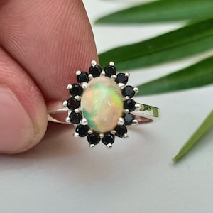 Natural Ethiopian Opal Ring-Welo Fire Opal Vintage Ring 925 Sterling Silver-Multi Fire Opal Cluster Ring-Unique Opal Vintage Engagement Ring