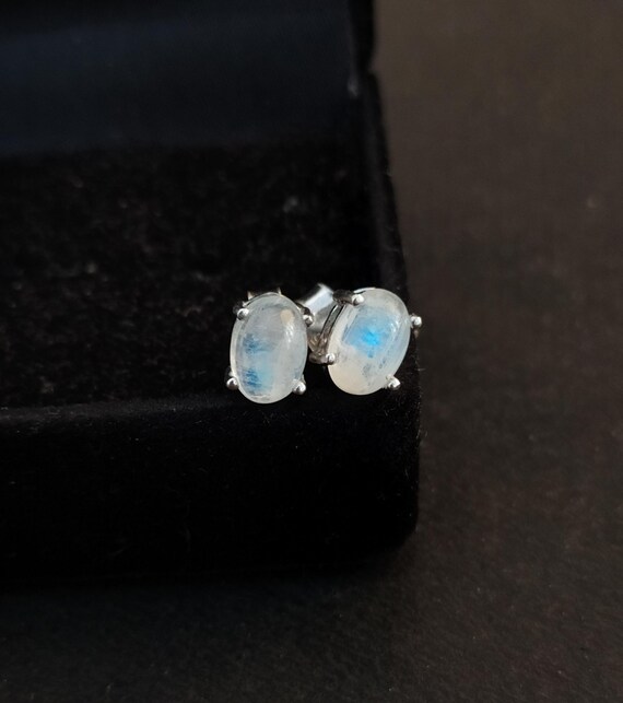 Boucles D'oreilles Clous En Argent 925 Avec Pierre De Lune Naturelle - 5x7 Mm