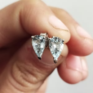 Aquamarine Stud Earrings: 925 Sterling Silver Pear Cut Gemstone