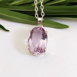 Impresionante colgante de amatista lavanda en plata de ley 925, colgante con piedra natal de febrero, collar de amatista violeta natural, regalo con colgante de amatista