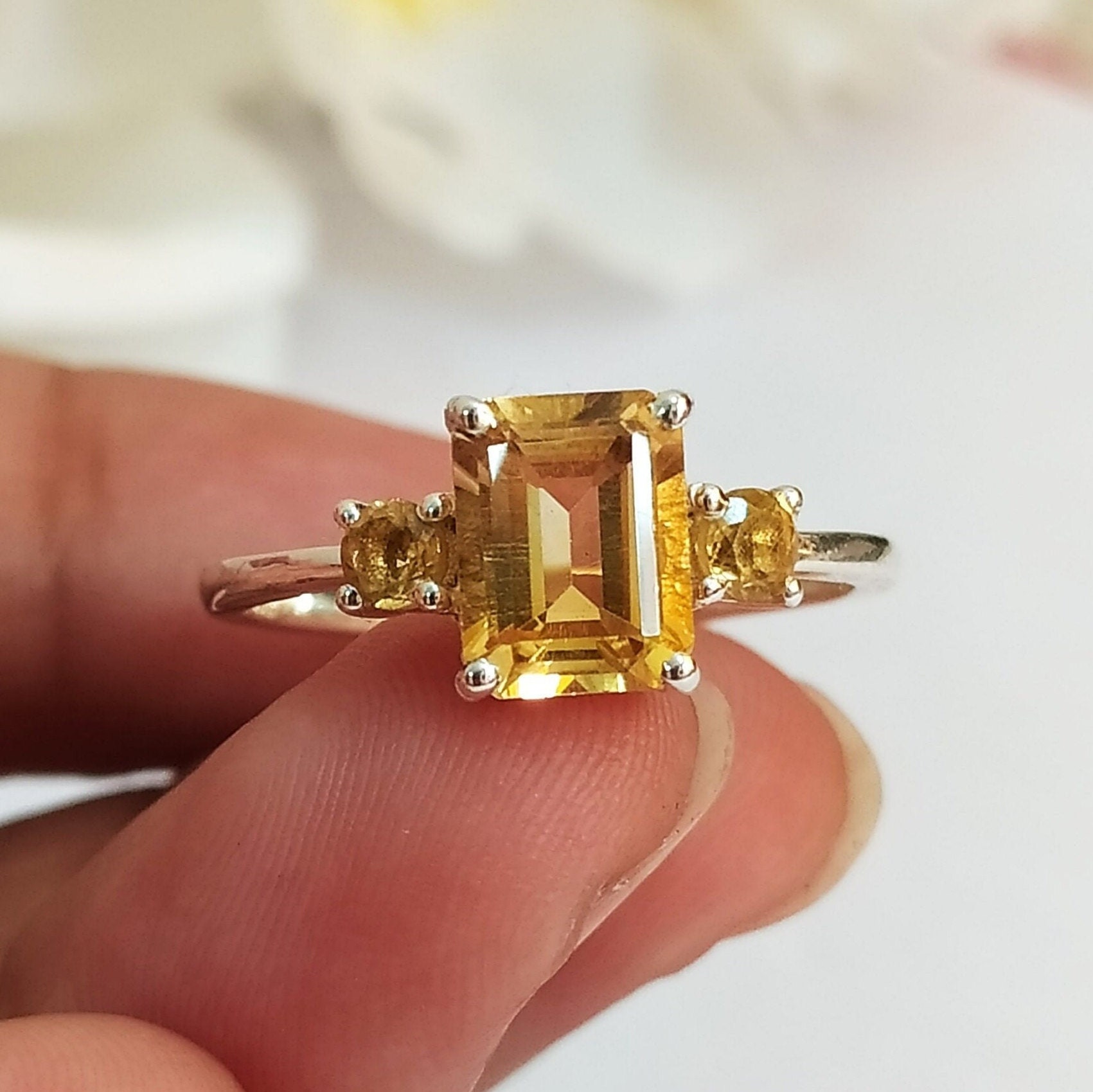 Bague de fiancailles Unique citrine doree bague de fiancailles vintage citrine bague trois pierres citrine taille emeraude bague en argent sterling 925 615 Etsy France