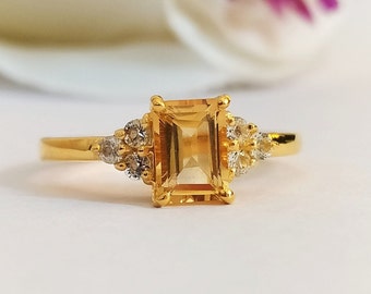 Dainty Golden Topaz Solitaire Ring-Natural Citrine Birthstone Ring 925 Sterling Silver-Sparkle Citrine Engagement Ring-Citrine Promise Ring