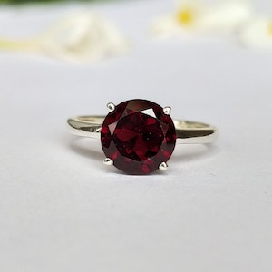 Anillo solitario de granate rojo: plata de ley 925, piedra de nacimiento vintage