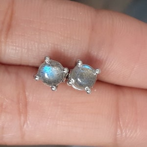 Minimalist Labradorite Sterling Silver Stud Earrings: Vintage Style
