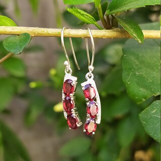 Orecchini Pendenti In Argento 925 Con Nodo Della Strega E Pietra Portafortuna - Regalo Donna
