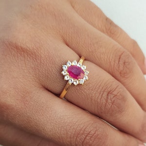 Stunning Ruby Solitaire Ring-Red Ruby Cluster Ring-Ruby Gold Engagement Ring-Ruby Halo Ring For Her-Anniversary Gift-Ruby Birthstone Ring