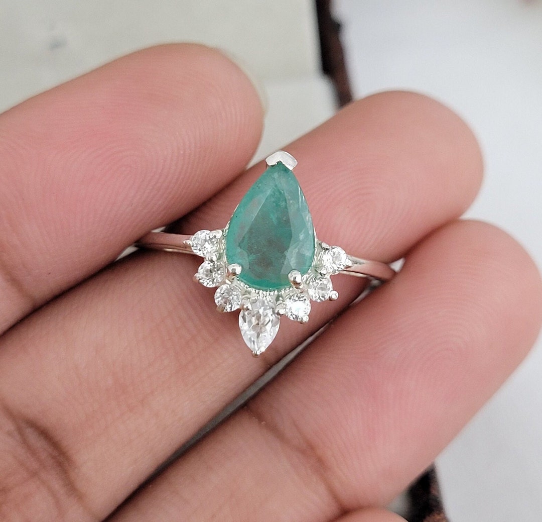 Natural Emerald Green Engagement Ringgreen Emerald Halo Ring Etsy