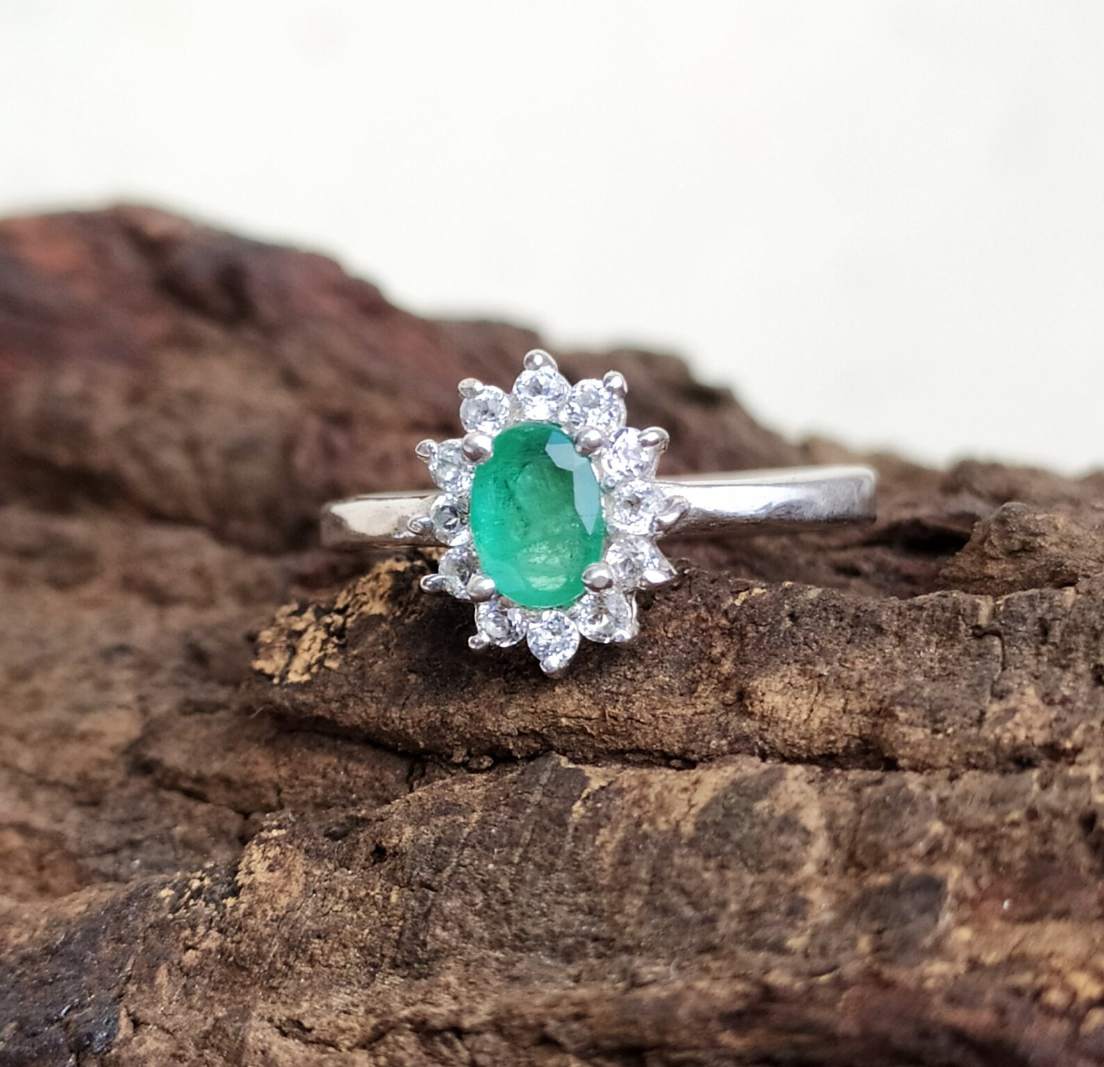 100 Natural Emerald Vintage Ringgreen Emerald Engagement Etsy