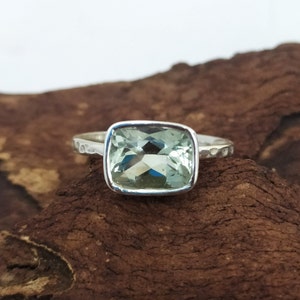 Green Amethyst Ring: Vintage 925 Sterling Silver Band, Cushion Cut