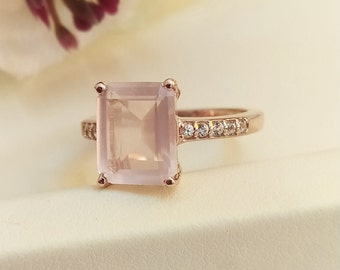 Rose Quartz Engagement Ring-Emerald Cut Rose Quartz Wedding Ring-Rose Quartz Solitaire Ring-925 Sterling Silver-Romantic Pink Quartz Jewelry