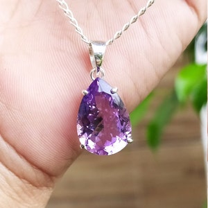 Pendentif améthyste violette naturelle - pendentif pierre de naissance février - pendentif améthyste taille poire - pendentif unique lueur rêveuse en argent sterling 925