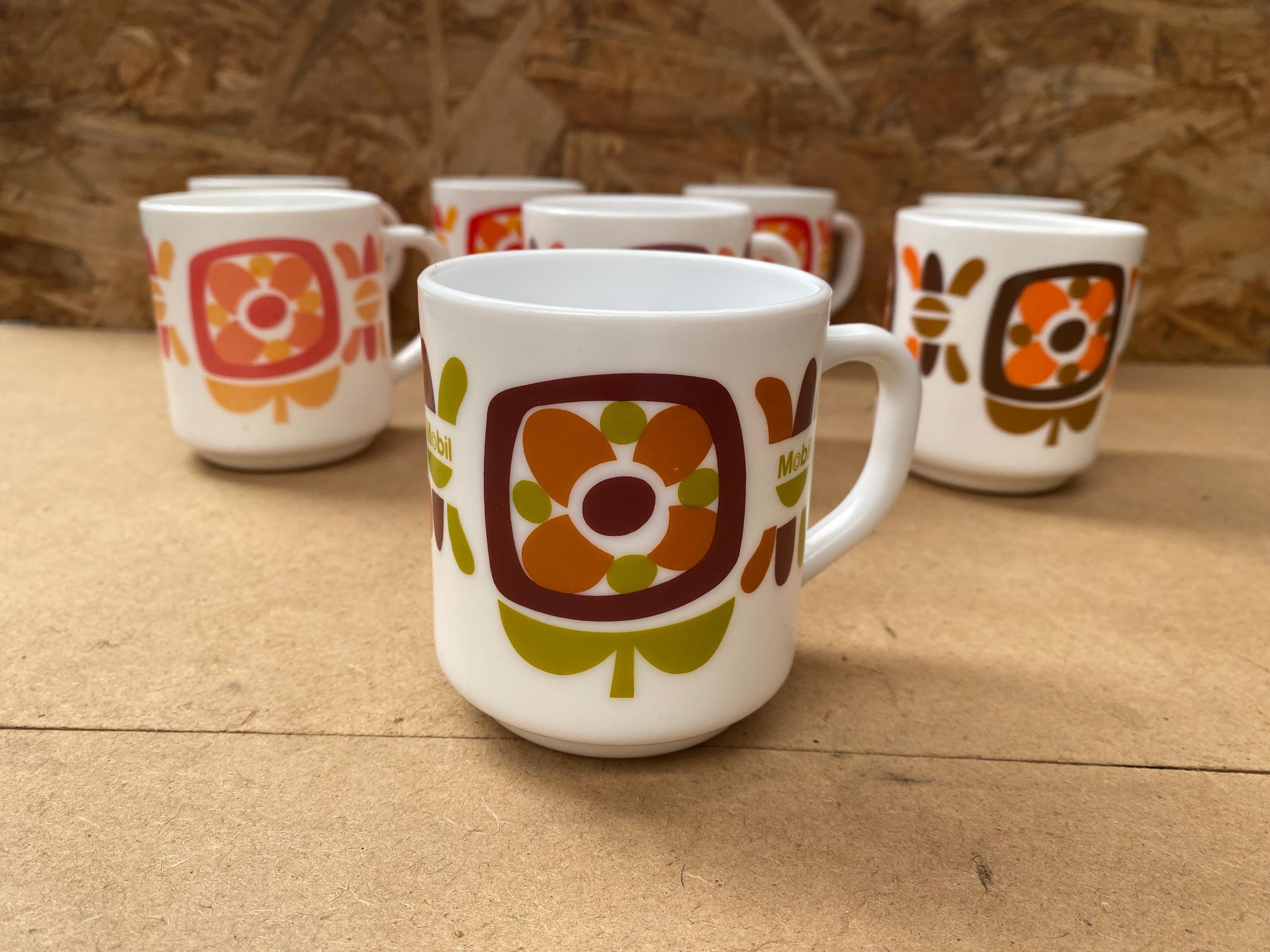 Lot De Mugs à Café Anciens Série 8 ARCOPAL Design JC Meunier Opaline Orange