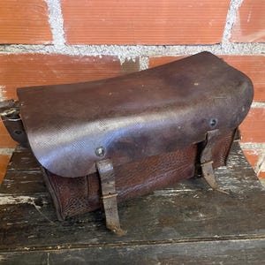 Sacoche De Métier Ancienne En Cuir Vintage - Style Années 40-60 - Dimensions 44.5x16x17cm