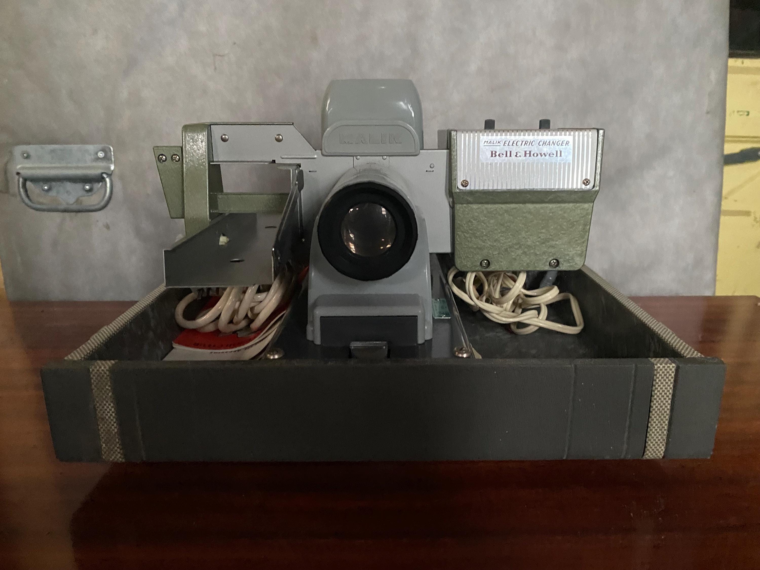 PROJECTEUR 8 SUPER 8 Bell Et Howell EUR 55,00 - PicClick FR