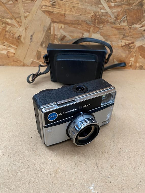 Antique KODAK Instamatic 255-X Camera Vintage Leather Case Strap #A749